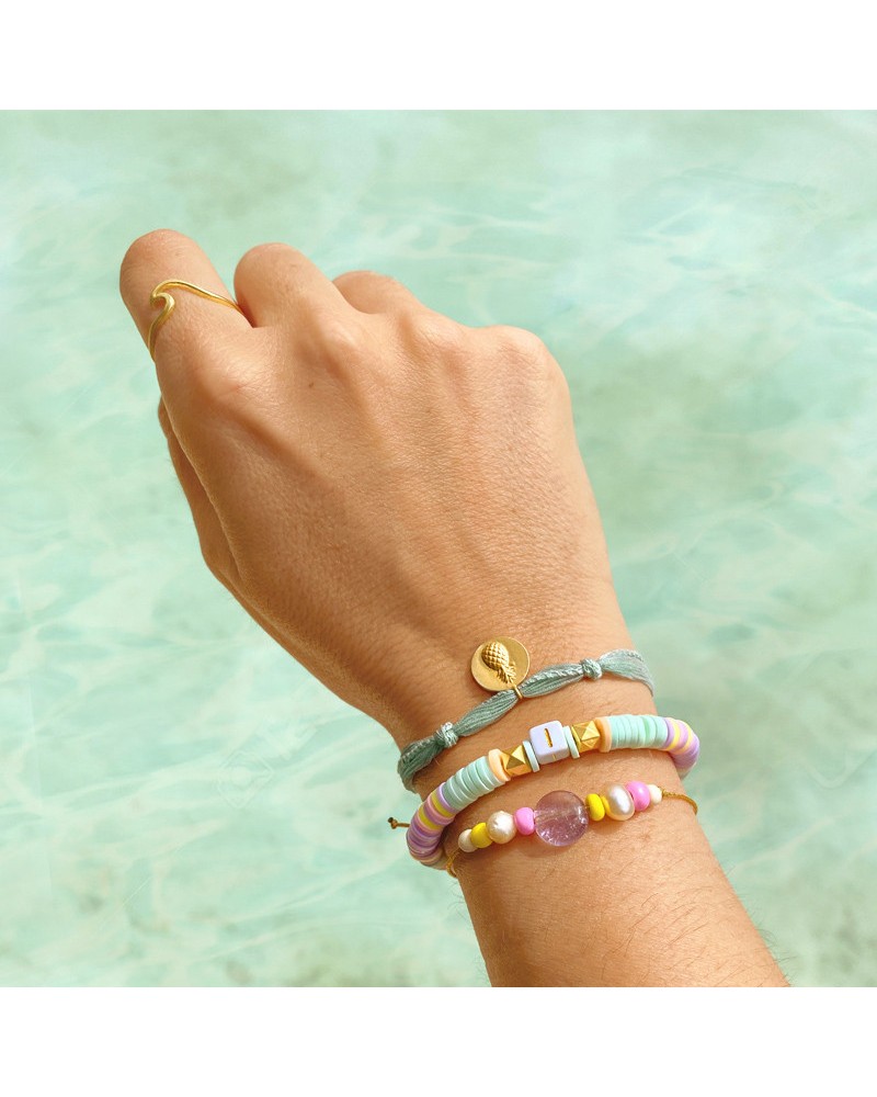 Pulseras colores oro