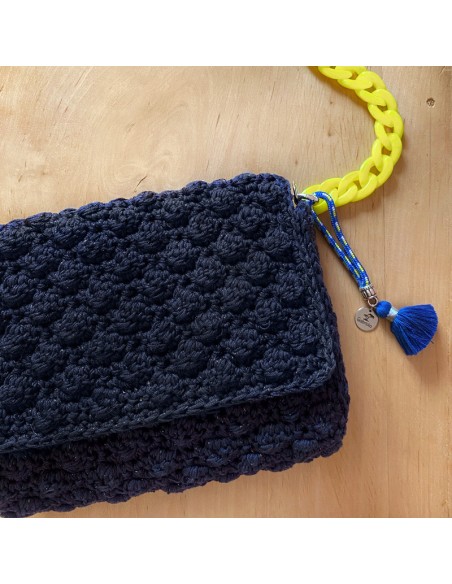 bolso crochet azul cadena fluor