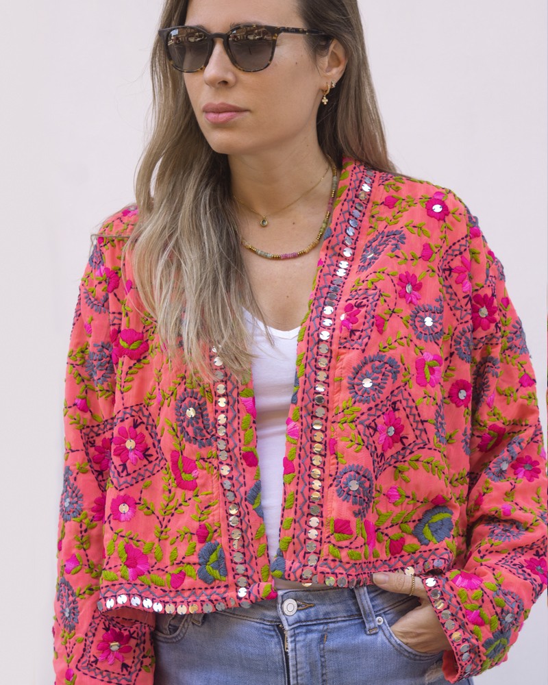 Chaqueta bordada Maia