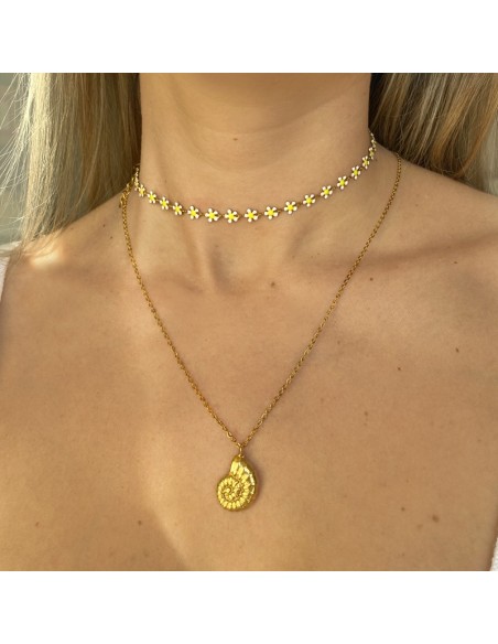 COLLAR CONCHA DORADO