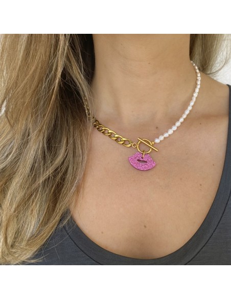 collar colgante labios